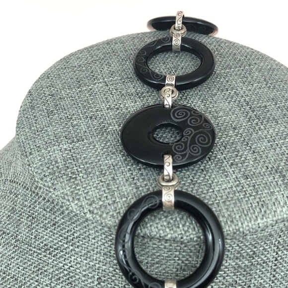 Light weight Brighton Bracelet - Picture 2 of 6